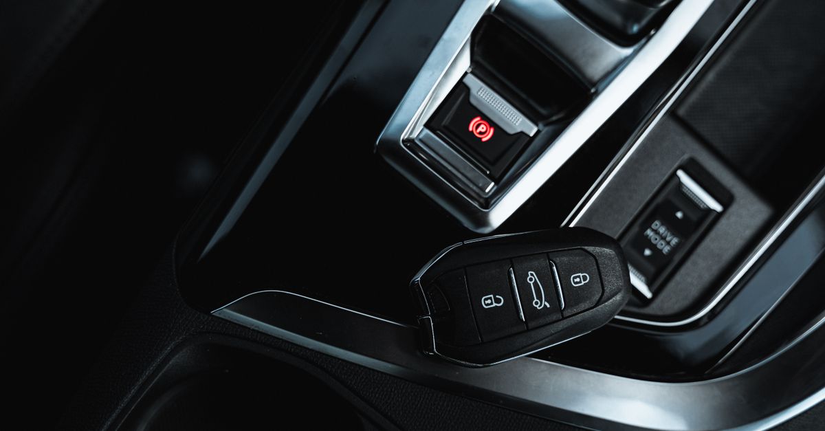 Honda car key fob — Stone Mountain Locksmith Pros