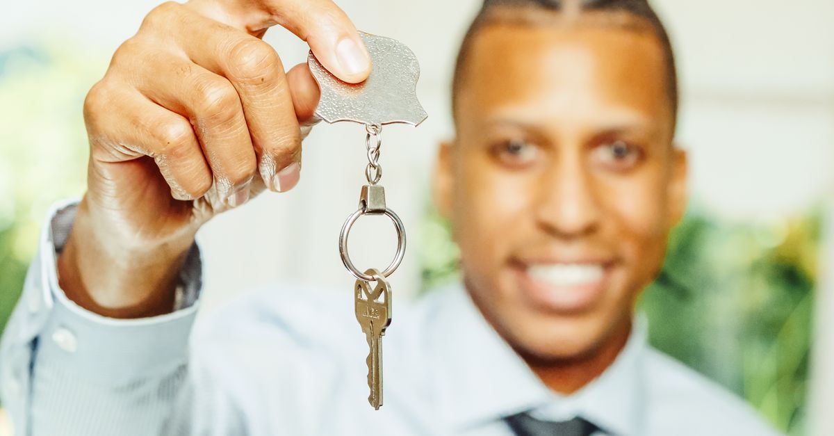 Just Moved In? Rekey or Replace — What's Right for Your New Place — Stone Mountain Locksmith Pros