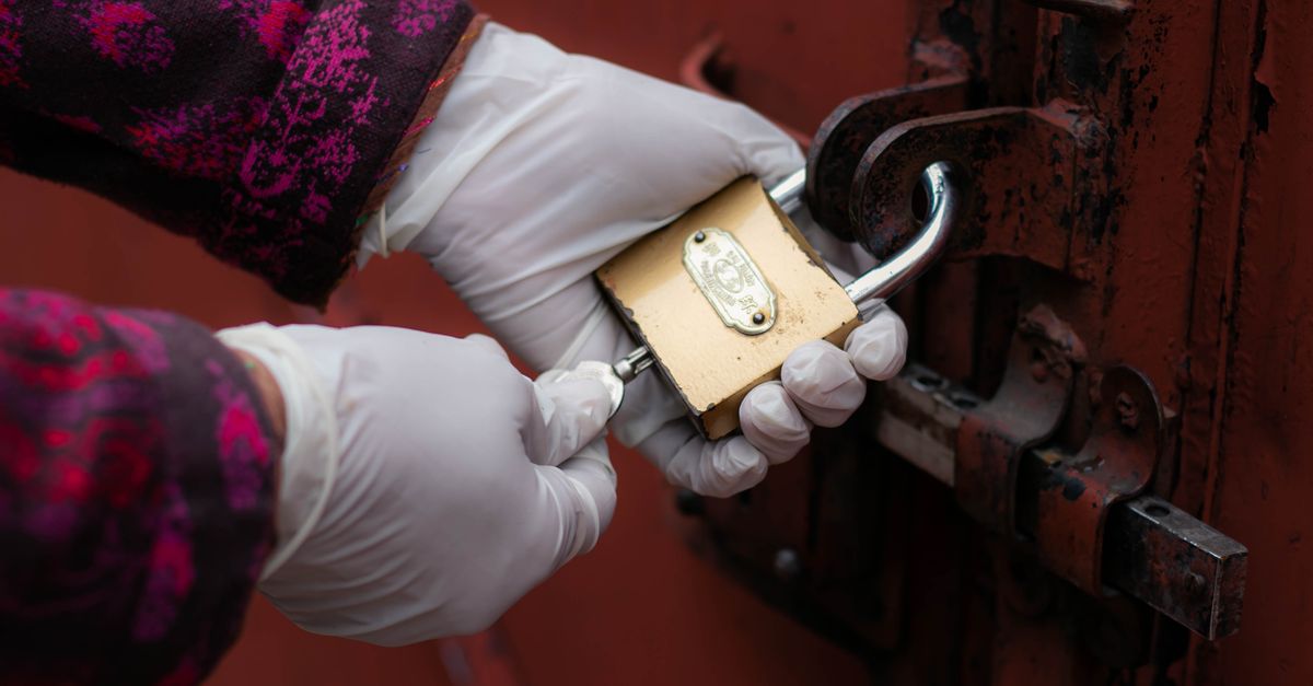 What Happens When You Call Us for a Home Lockout Service — Stone Mountain Locksmith Pros